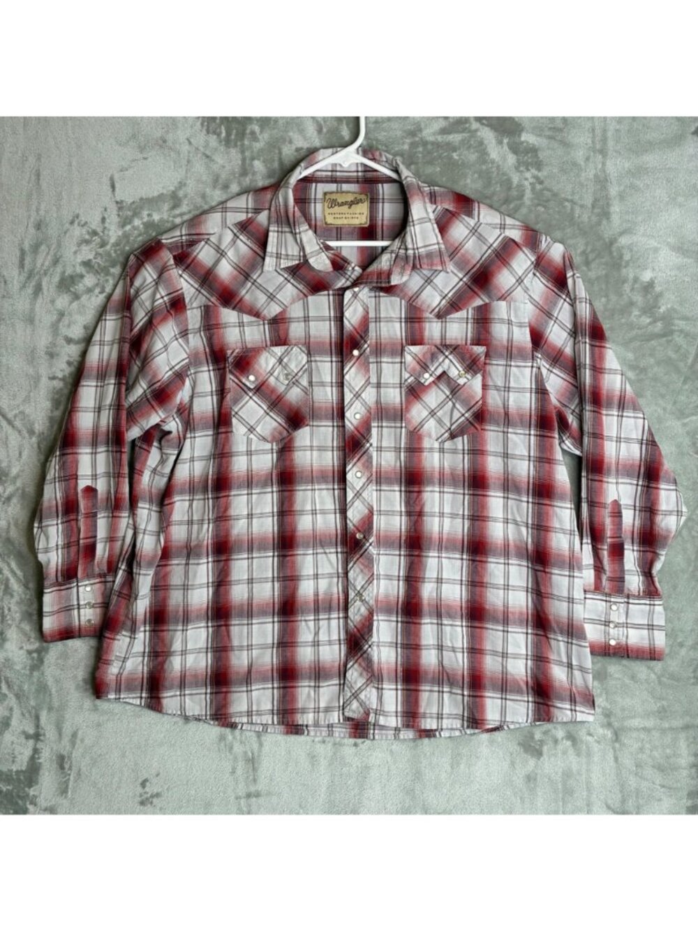 Wrangler Mens 2XL Western Plaid Snap Shirt Red Gray Cotton Blend Long Sleeve - Picture 2 of 7